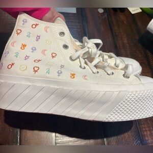Converse Crystal Energy  size 10